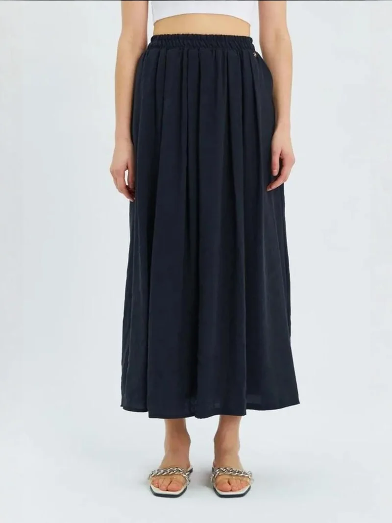 Mixray Black Mixray High-Waisted Long Skirt with Pockets for Women | Best Price UAE